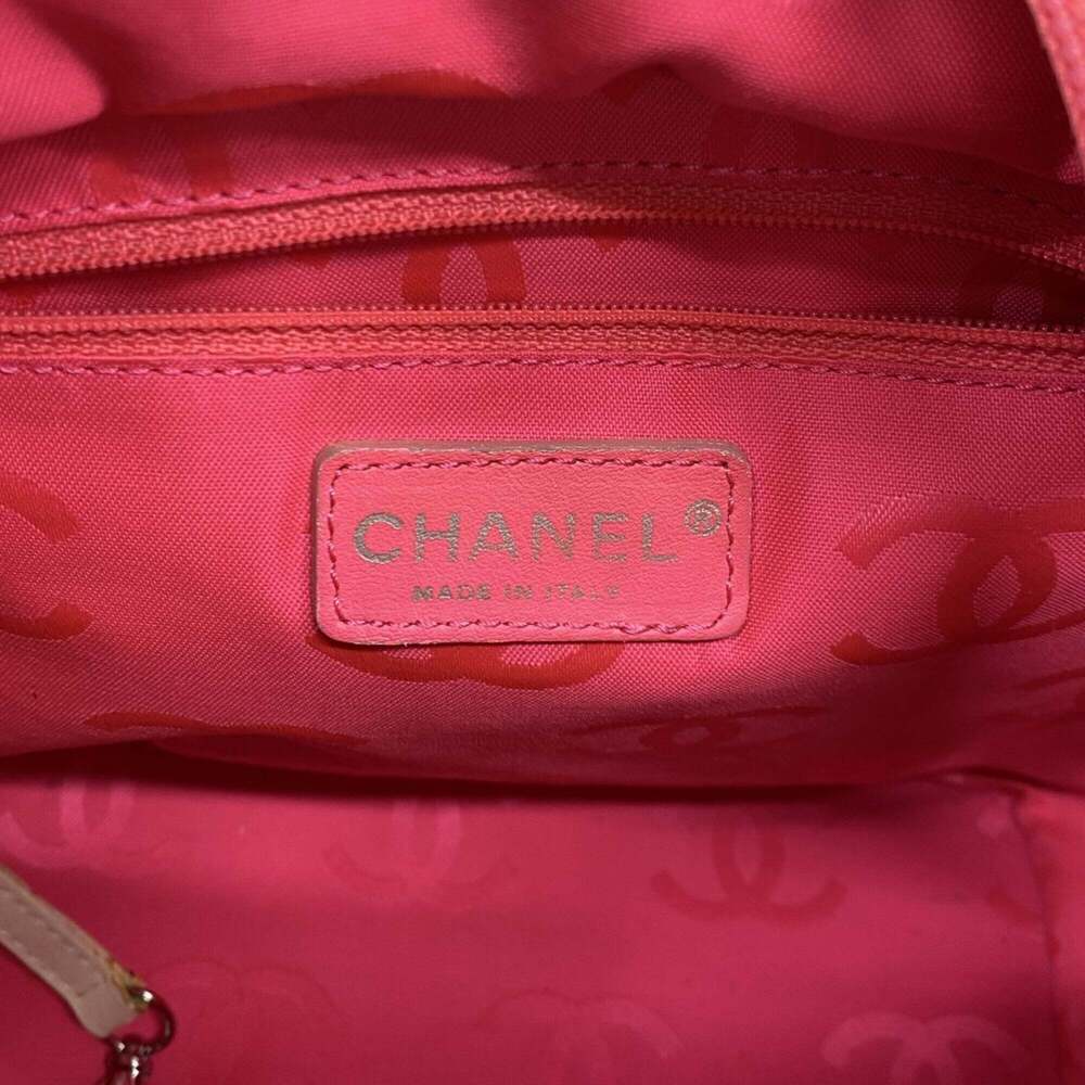 CHANEL Black Lambskin Leather Tote Bag - Picture 5 of 13